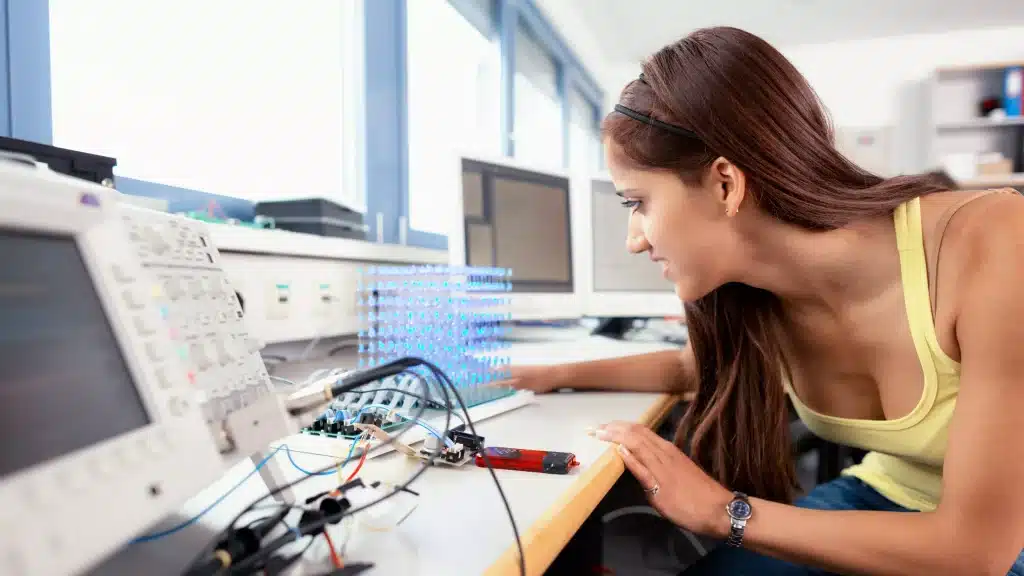 environnement de travail technicien de surveillance de forages